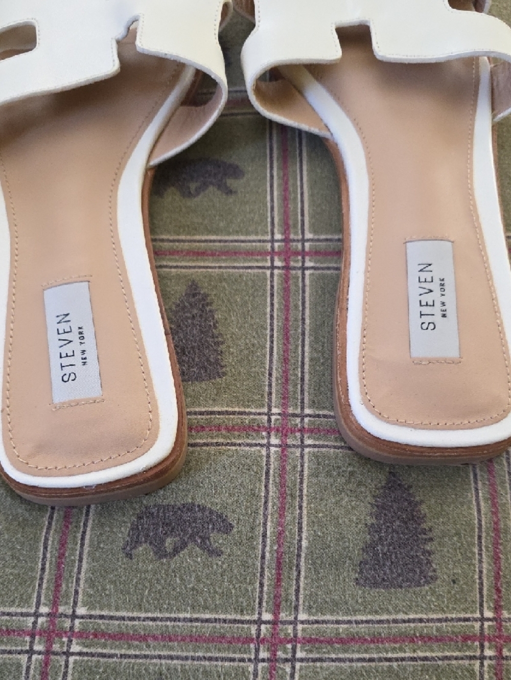 Steven By Steve Madden White Cutout Slide Sandals with Square Toe - Picture 3 of 11